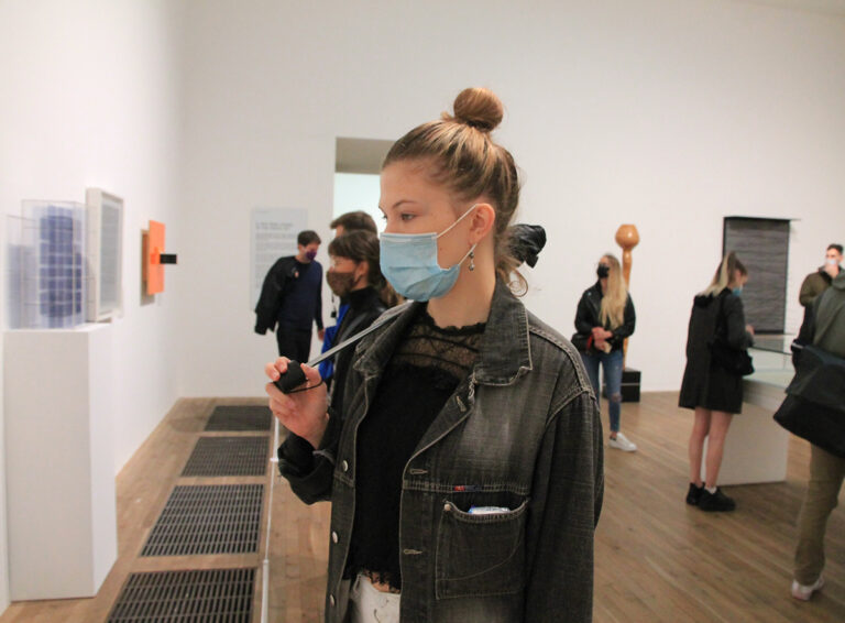Met Art Frame Museum